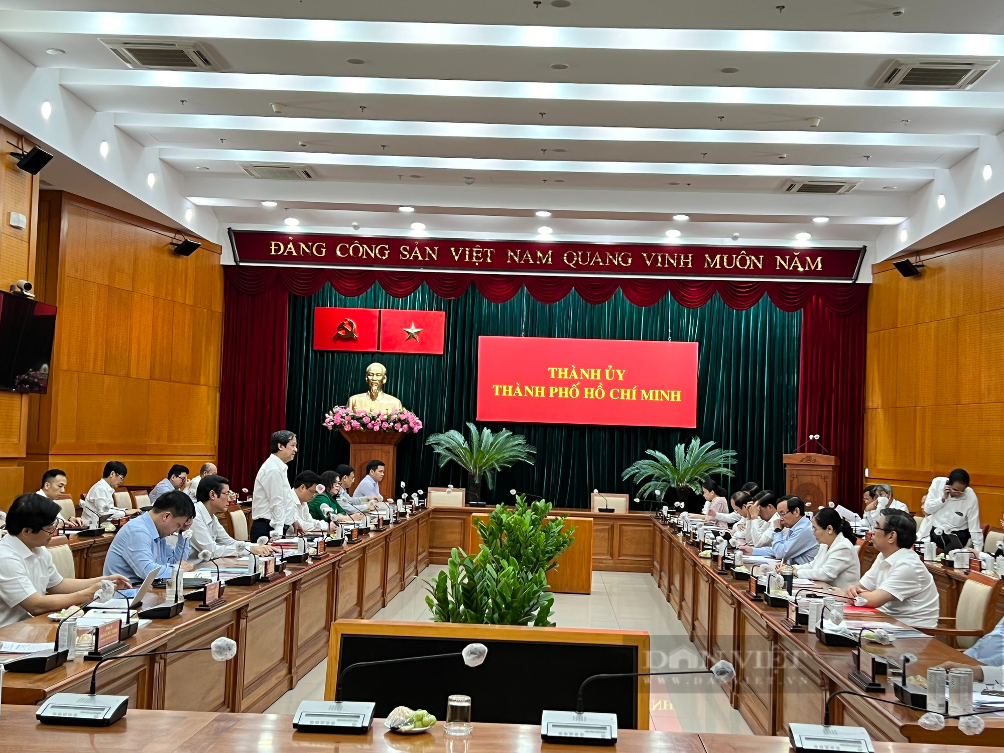 6 vấn đề Bộ trưởng GD-ĐT Nguyễn Kim Sơn “đặt hàng” TP.HCM - Ảnh 4.
