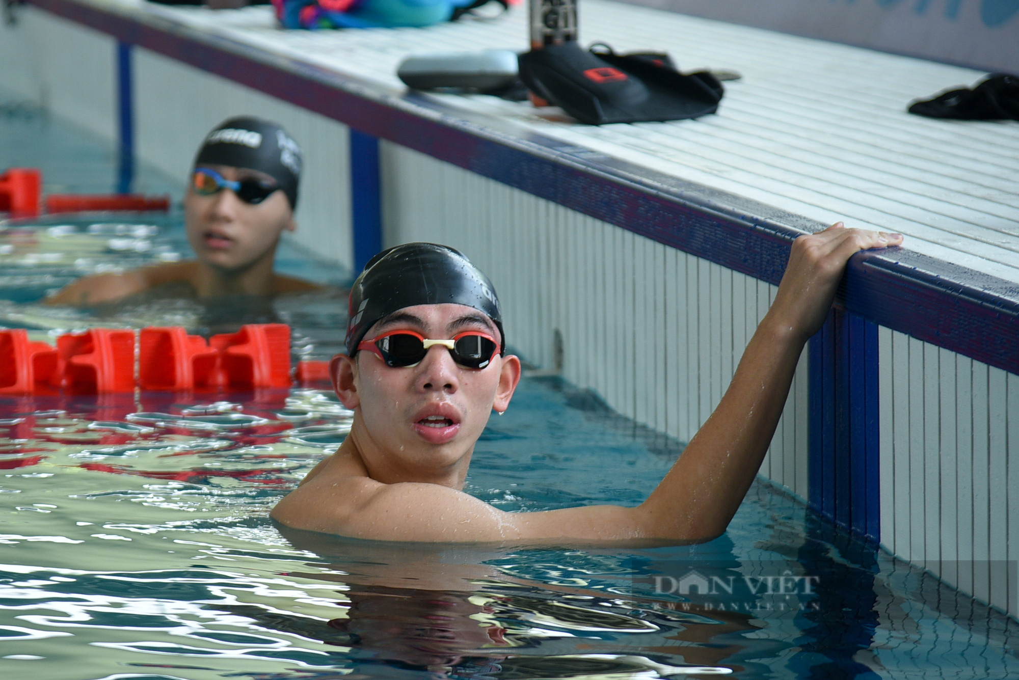 Các kình ngư căng mình luyện tập trên đường đua xanh, sẵn sàng &quot;săn vàng&quot; tại SEA Games 31 - Ảnh 8.