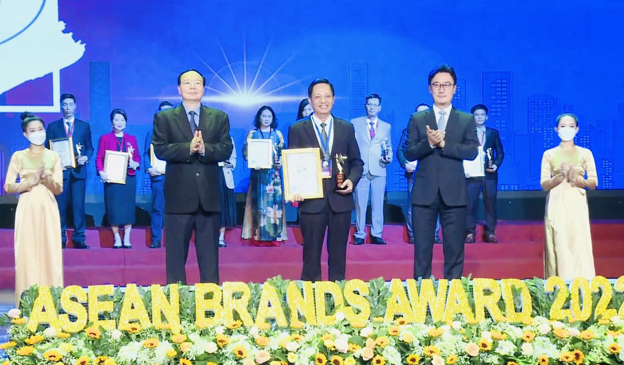 Tiên Sơn Thanh Hóa lọt Top 10 thương hiệu mạnh ASEAN 2022 - Ảnh 2.