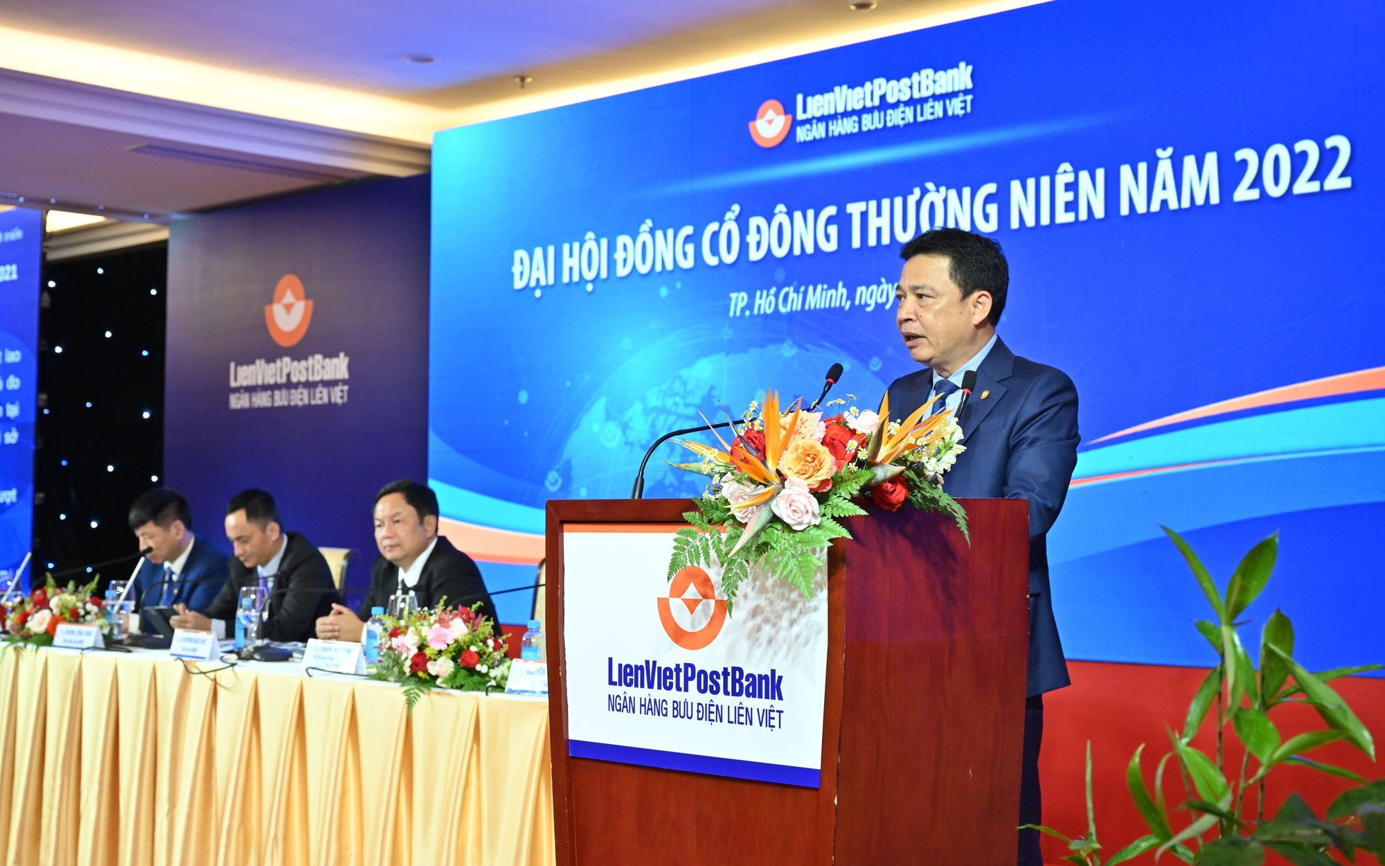 Profit before tax 4,800 billion VND, CEO of LienVietPostBank Pham Doan Son shares business strategy