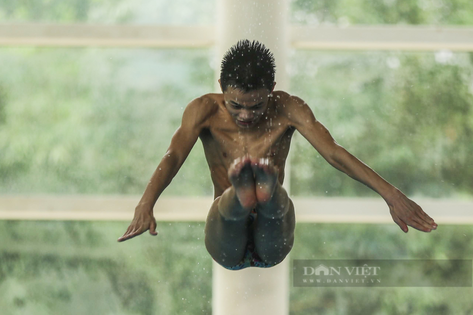 Watch with your own eyes the Vietnamese diving team practice to prepare for the 31st SEA Games - Photo 4.