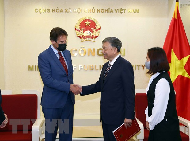 Bộ Công an Việt Nam và EU tăng cường hợp tác, đảm bảo an ninh mạng - Ảnh 2.