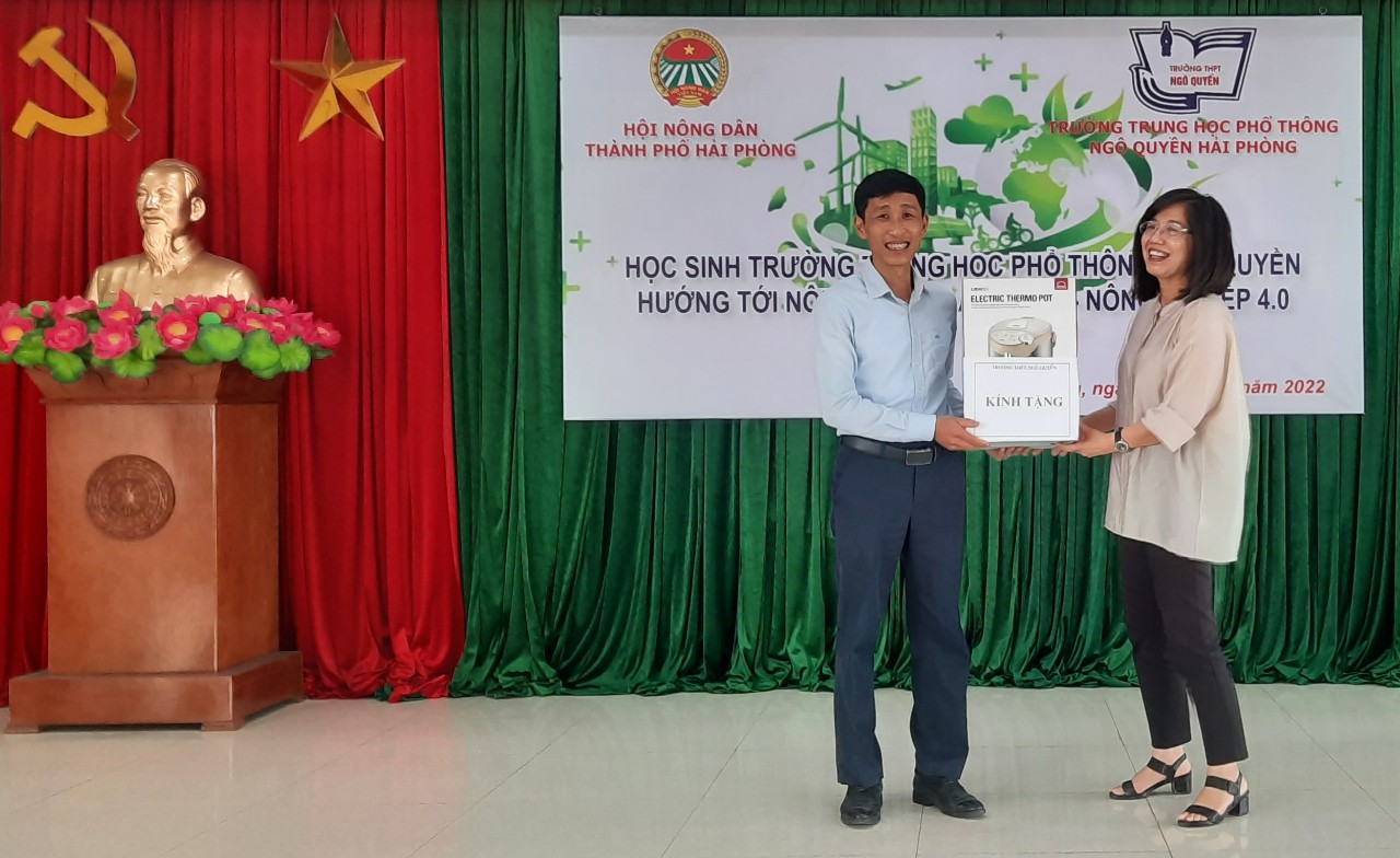 Hội ND Hải Phòng: Phối hợp với trường THPT Ngô Quyền tổ chức cho học sinh trải nghiệm tìm hiểu về sản xuất nông nghiệp - Ảnh 6.