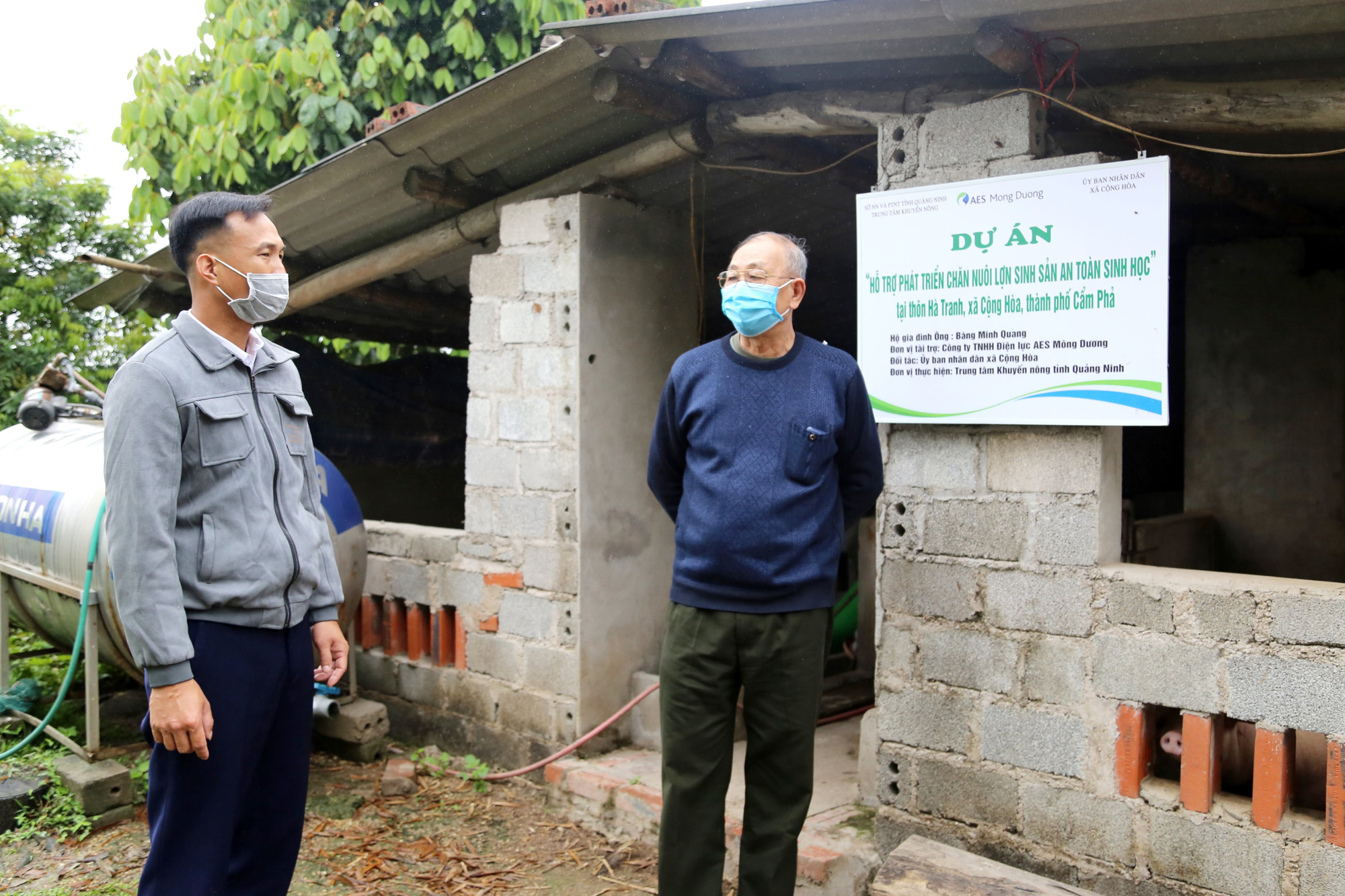 Tạo sinh kế và năng lượng sạch từ Dự án hỗ trợ chăn nuôi lợn sinh sản an toàn sinh học - Ảnh 2.