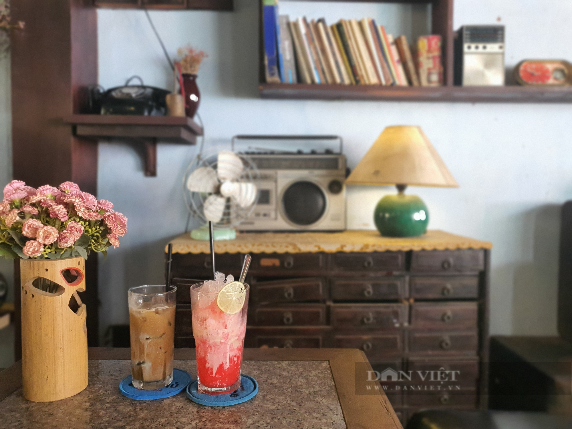 Saigon shop: The cafe has the secret cellar of the old Saigon Rangers - Photo 7.