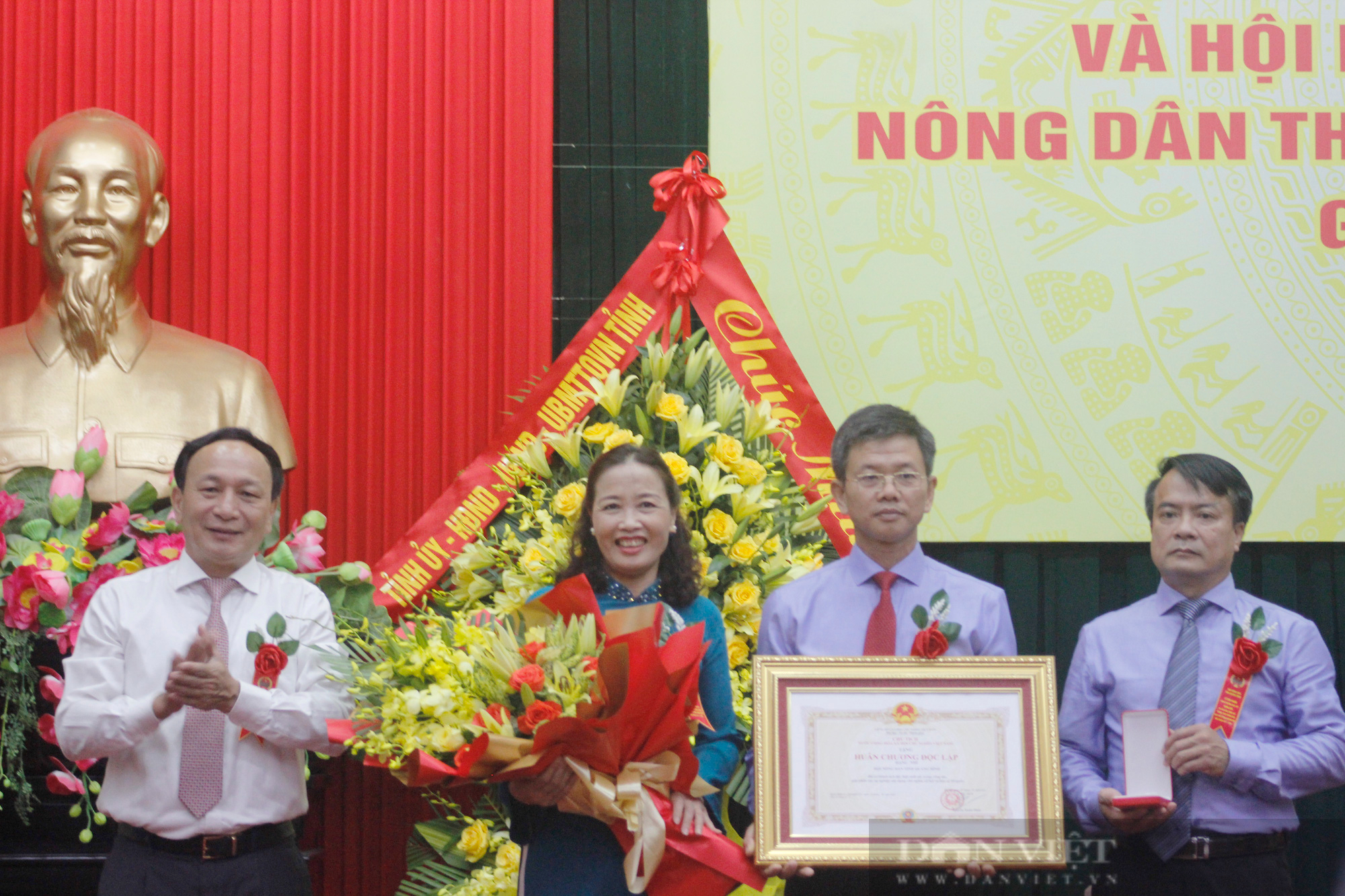 Hội Nông dân Quảng Bình đón nhận Huân chương Độc lập hạng Nhì - Ảnh 1.