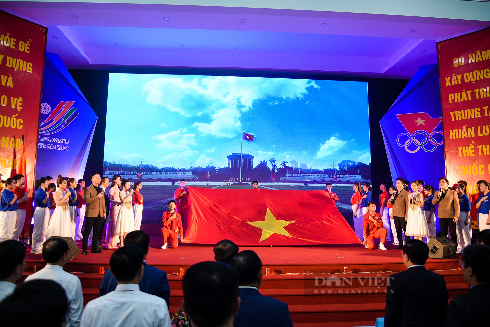 Đoàn thể thao Việt Nam mục tiêu mang 140 huy chương vàng trong lễ xuất quân tham dự SEA Games 31 - Ảnh 4.