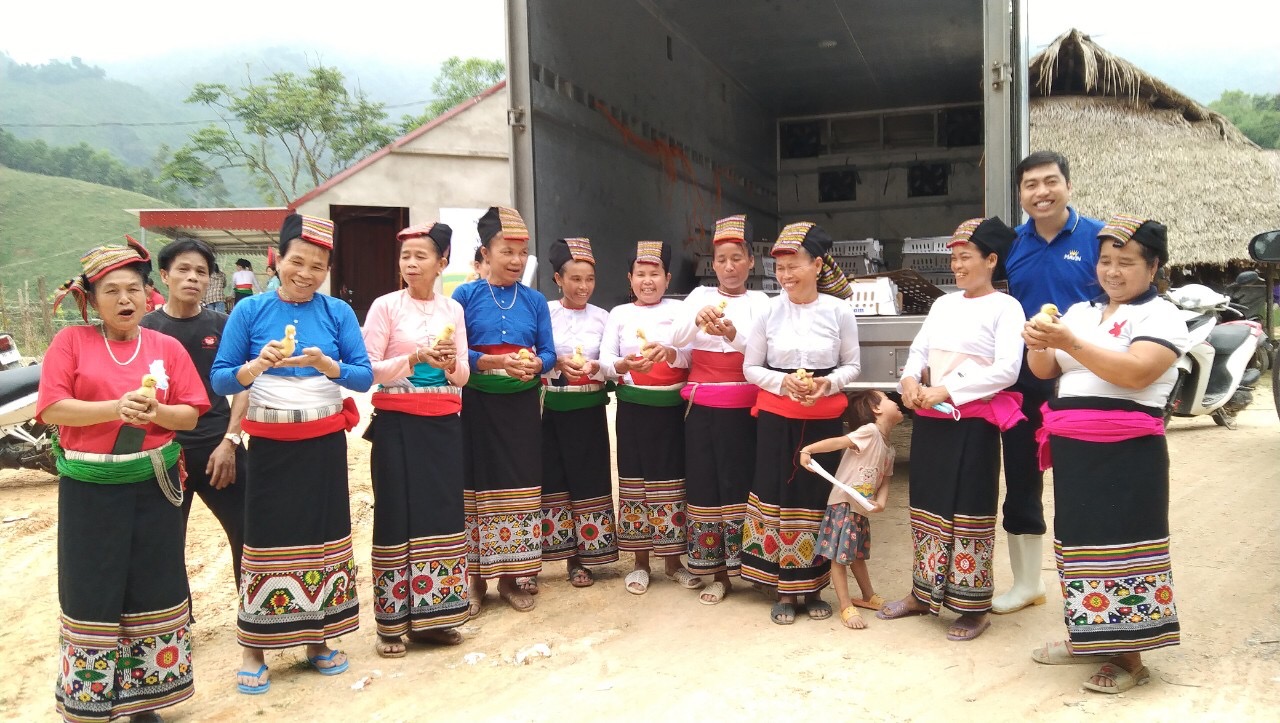 Mavin và World Vision Việt Nam tài trợ 12.000 vịt giống cho người nghèo dân tộc thiểu số tại Thanh Hóa - Ảnh 2.