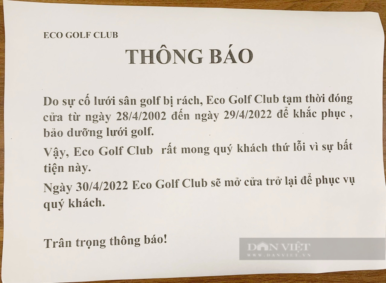 Hà Nội: Cư dân hốt hoảng vì bóng golf văng tứ tung trúng đầu người lớn trẻ nhỏ, vỡ kính ô tô - Ảnh 7.