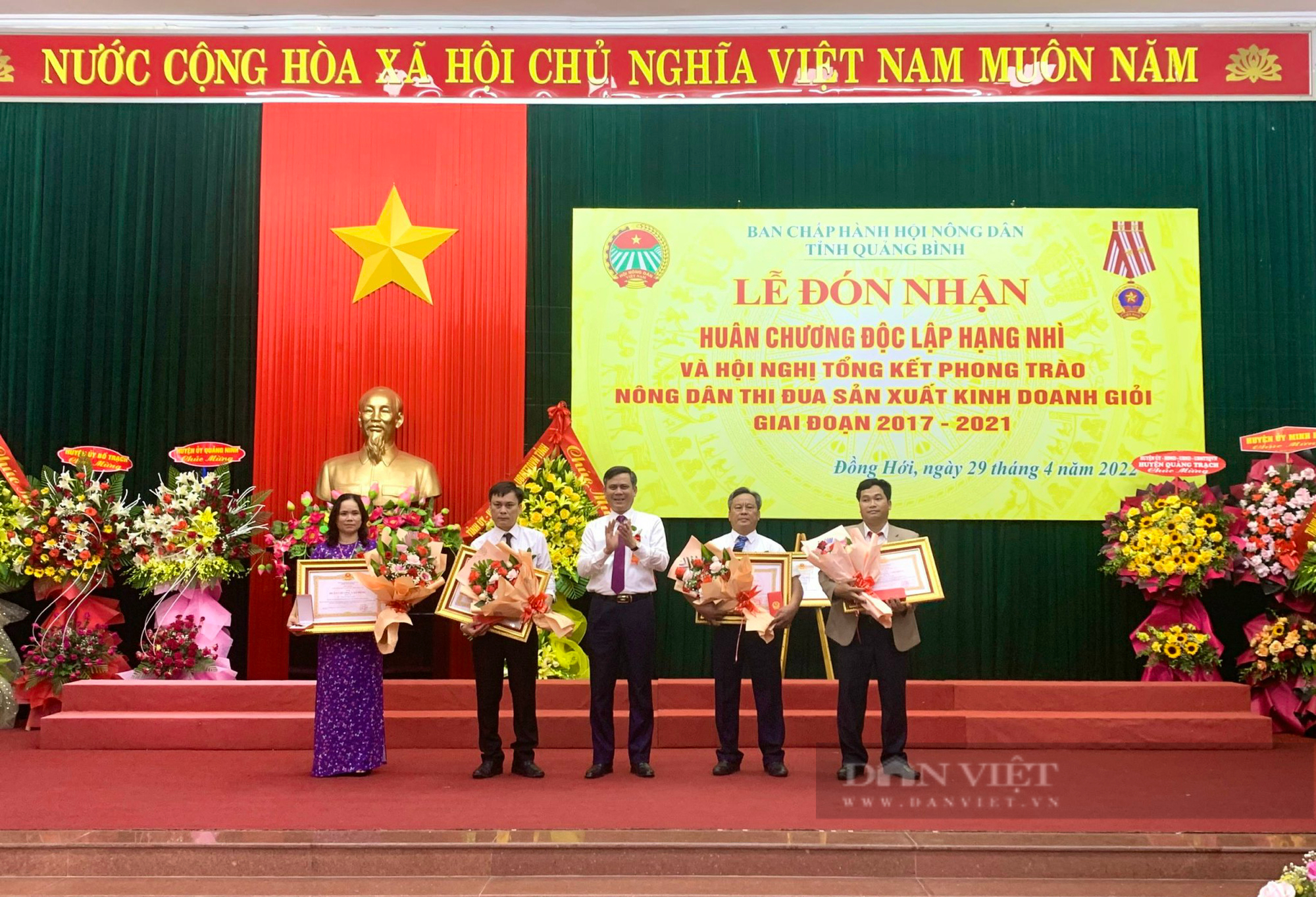 Hội Nông dân Quảng Bình đón nhận Huân chương Độc lập hạng Nhì - Ảnh 3.