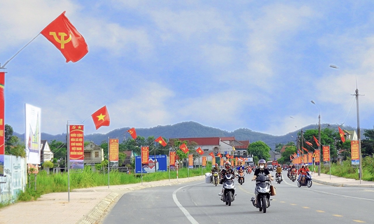 Hành trình về đích nông thôn mới của Hương Sơn giúp số hộ nghèo giảm gần 30% - Ảnh 2.