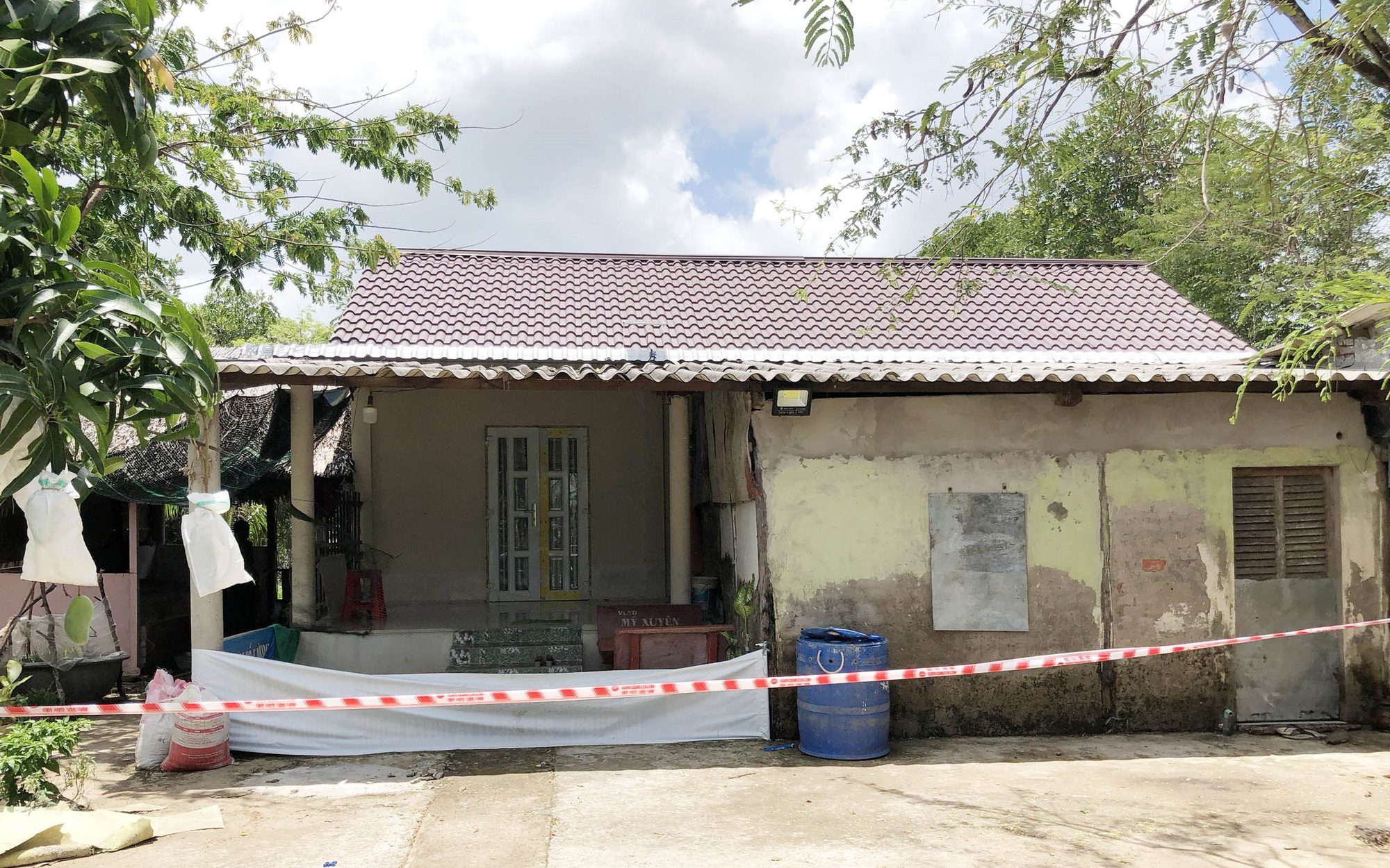 Vụ thảm án 3 người trong gia đình tử vong ở Cà Mau: Nghi can có dấu hiệu tự tử