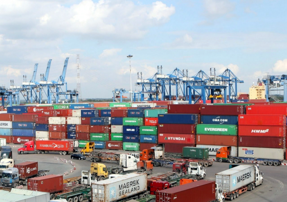 Doanh nghiệp TP.HCM kiên trì kiến nghị miễn giảm thu phí cảng biển - Ảnh 3.