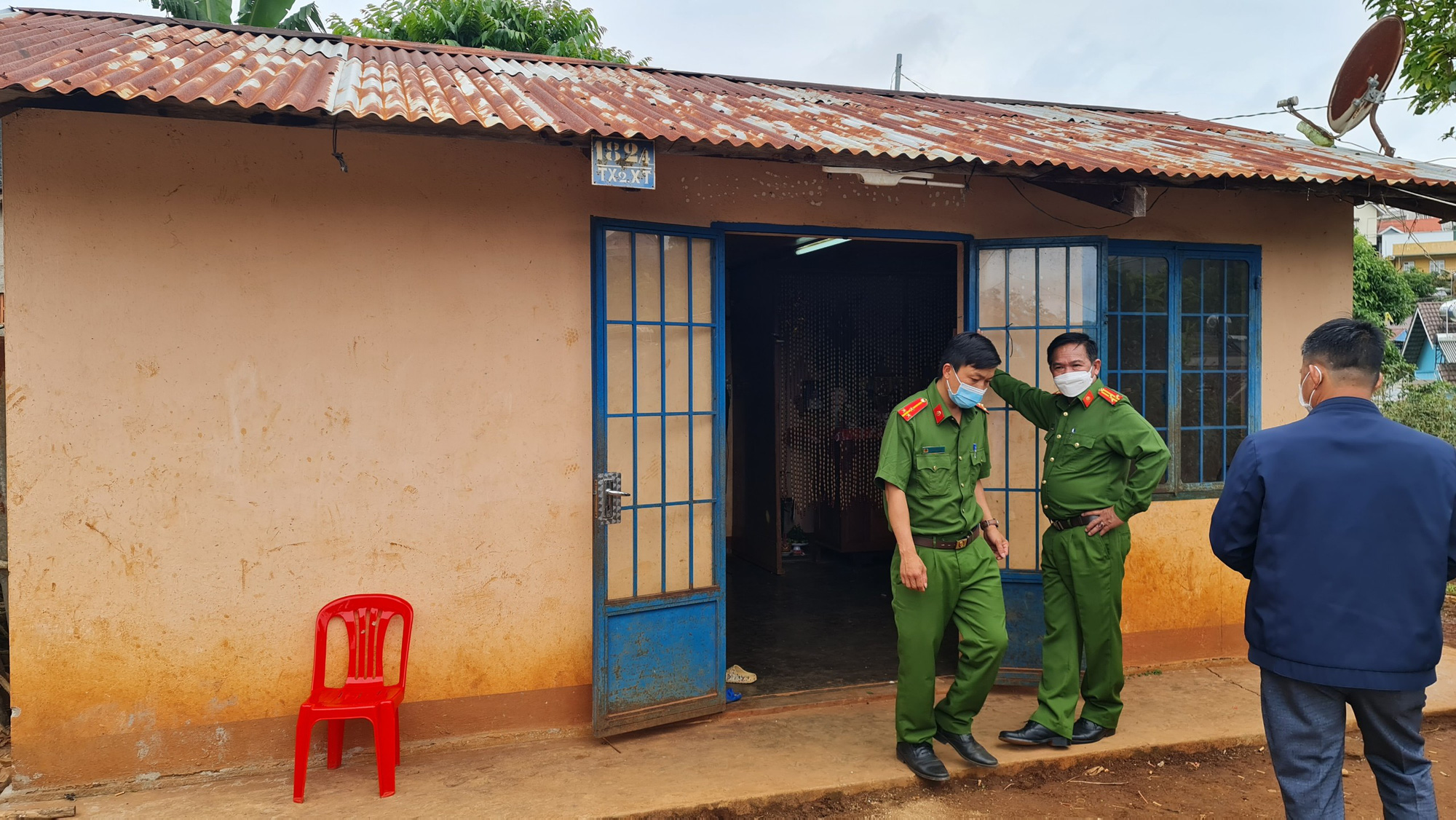 Vụ phát hiện người phụ nữ bị chôn xác phi tang: Chồng vẫn đưa 2 con về ngoại ăn Tết và đám giỗ - Ảnh 4.