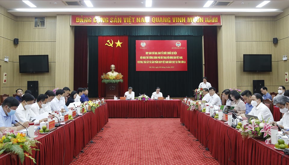 Sẵn sàng cho Hội nghị Thủ tướng Chính phủ đối thoại với nông dân Việt Nam tại Sơn La - Ảnh 1.