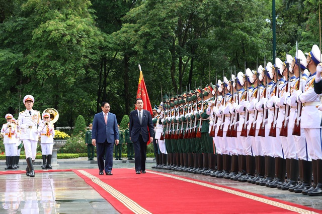 Thủ tướng Nhật thăm Việt Nam: Đạt tiến triển trong hợp tác phát triển hạ tầng chiến lược ở Việt Nam - Ảnh 3.