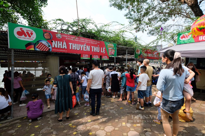 Hơn 50 nghìn lượt khách đến Vườn thú Hà Nội trong ngày nghỉ lễ 30/4 - Ảnh 3.