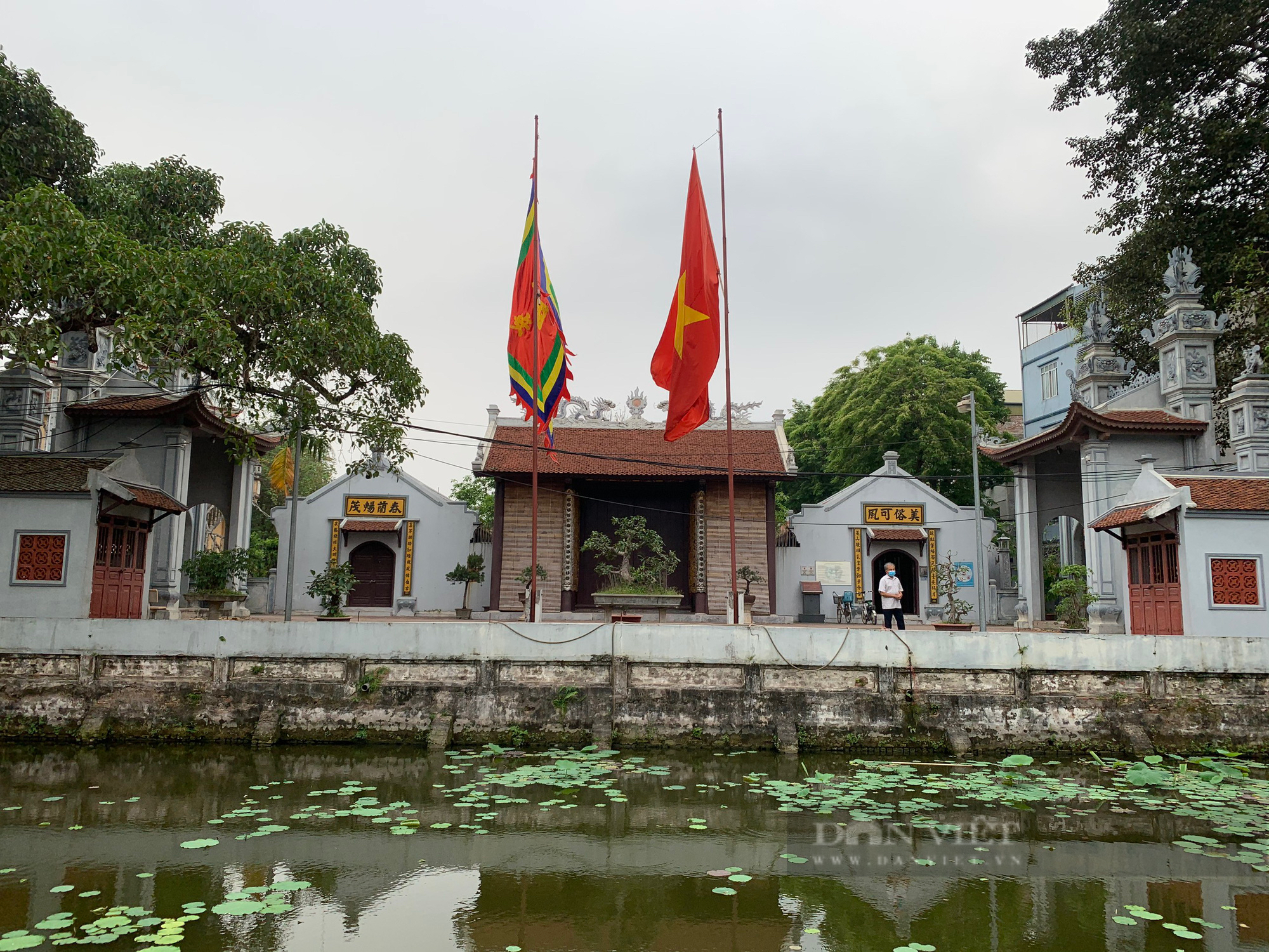 Kỳ bí ngôi đình lưu giữ “báu vật” linh thiêng nghìn năm tuổi giữa lòng Thủ đô - Ảnh 2.