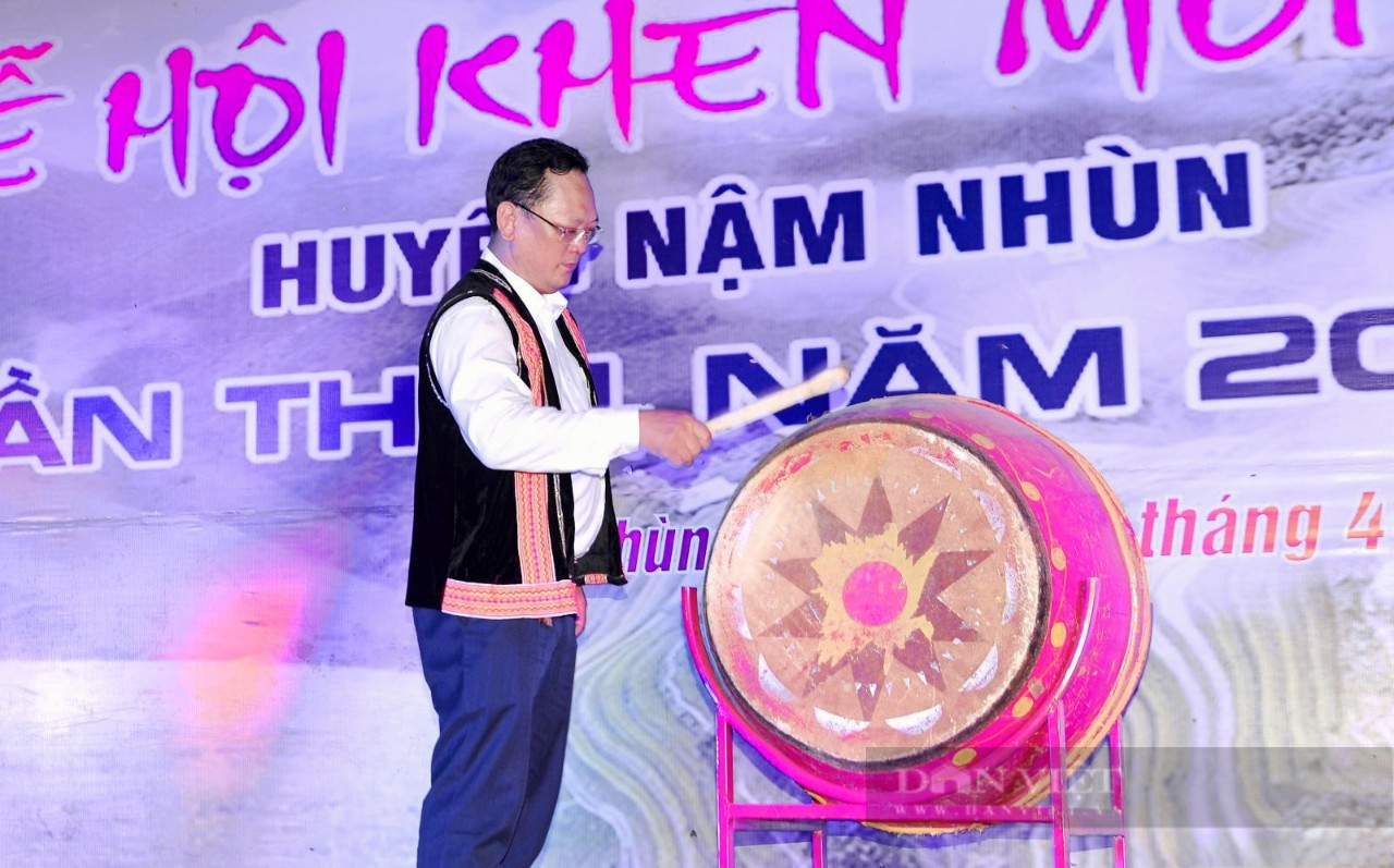 Nam Nhon: The first time to organize the Mong Khen Festival - Photo 3.
