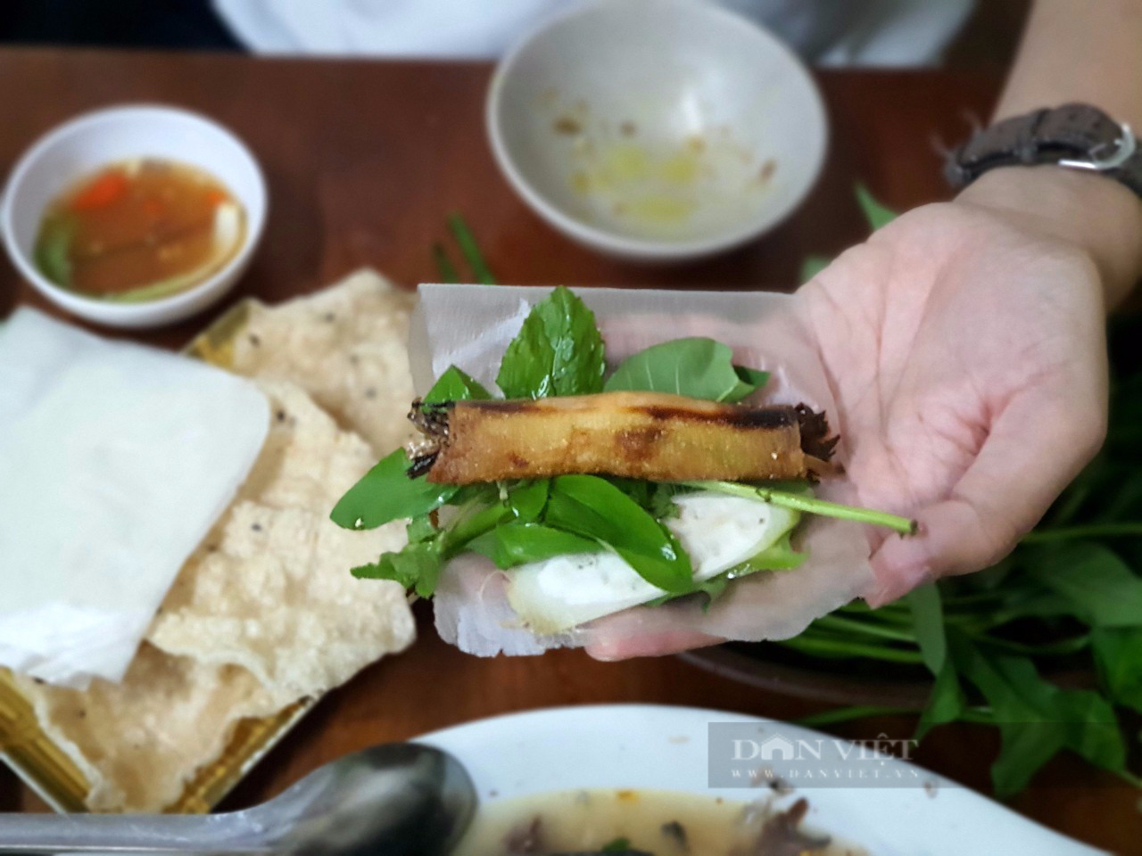 Sài Gòn quán: Địa chỉ ẩm thực xứ Quảng nổi tiếng bậc nhất, chủ nhân là nhà văn của nhiều thế hệ độc giả - Ảnh 6.