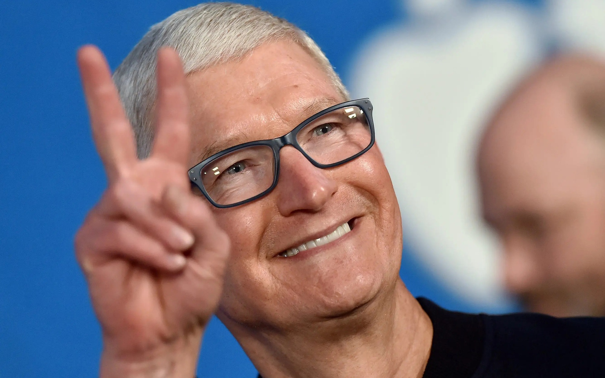 Behind Tim Cook’s billion-dollar fortune