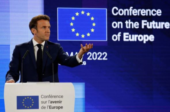 Tổng thống Macron kêu gọi thành lập &quot;cộng đồng chính trị châu Âu&quot; mới cho Ukraine tham gia - Ảnh 1.