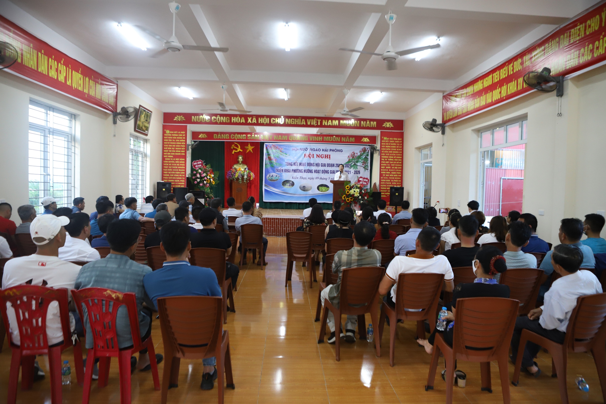 Sinh kế của hàng nghìn hộ nuôi ngao ở Hải Phòng bị đe dọa bởi nạn &quot;cát tặc&quot; và quy hoạch kiểu &quot;thụt lùi&quot; - Ảnh 4.