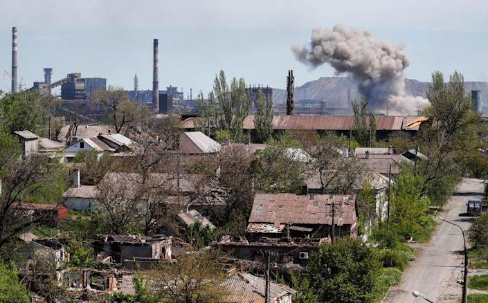 Nóng Mariupol: Lời kể ớn lạnh bên trong mê cung nhà máy thép Azovstal - Ảnh 1.
