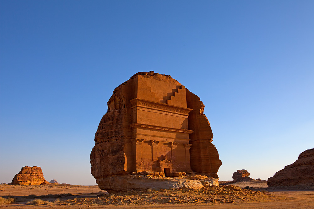 The mystery of Madain Saleh's tomb is located in the desert of Saudi Arabia - Photo 2.