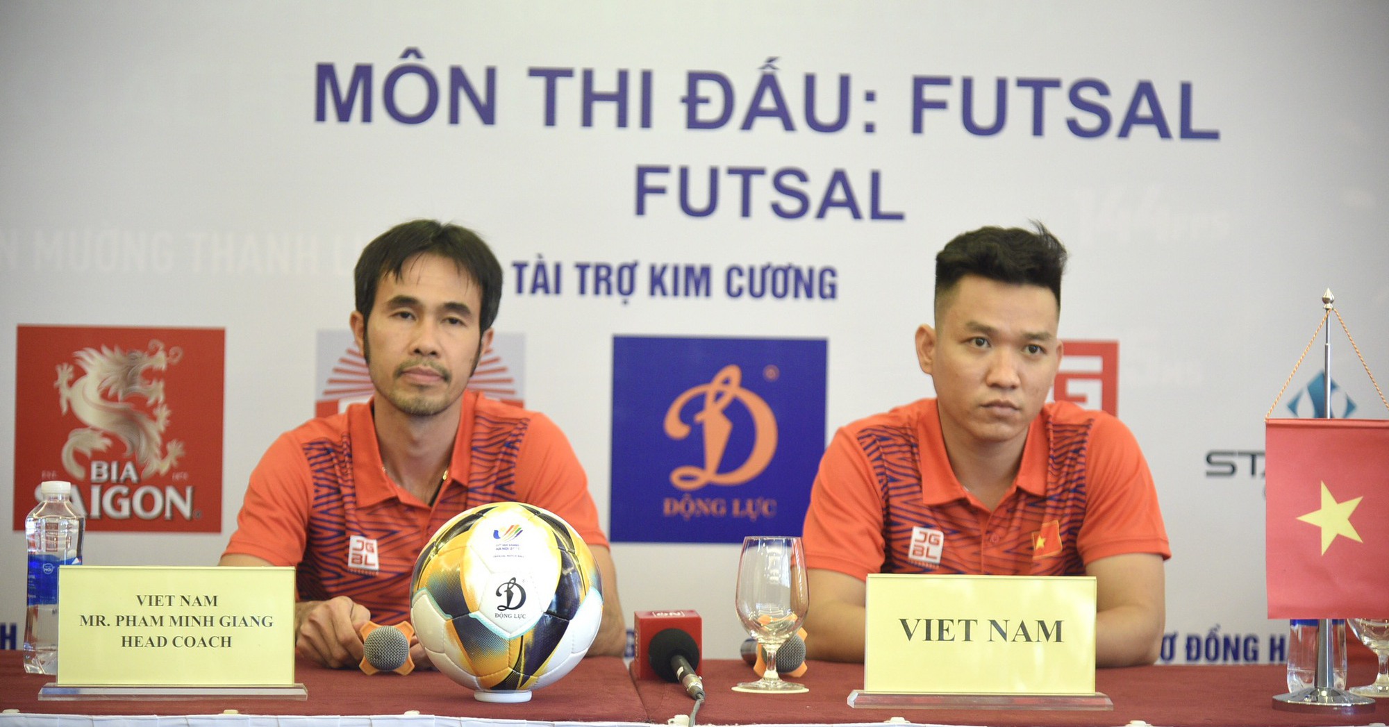 Vietnam futsal team: Deciding to compete for gold at SEA Games 31 despite many players infected with Covid-19