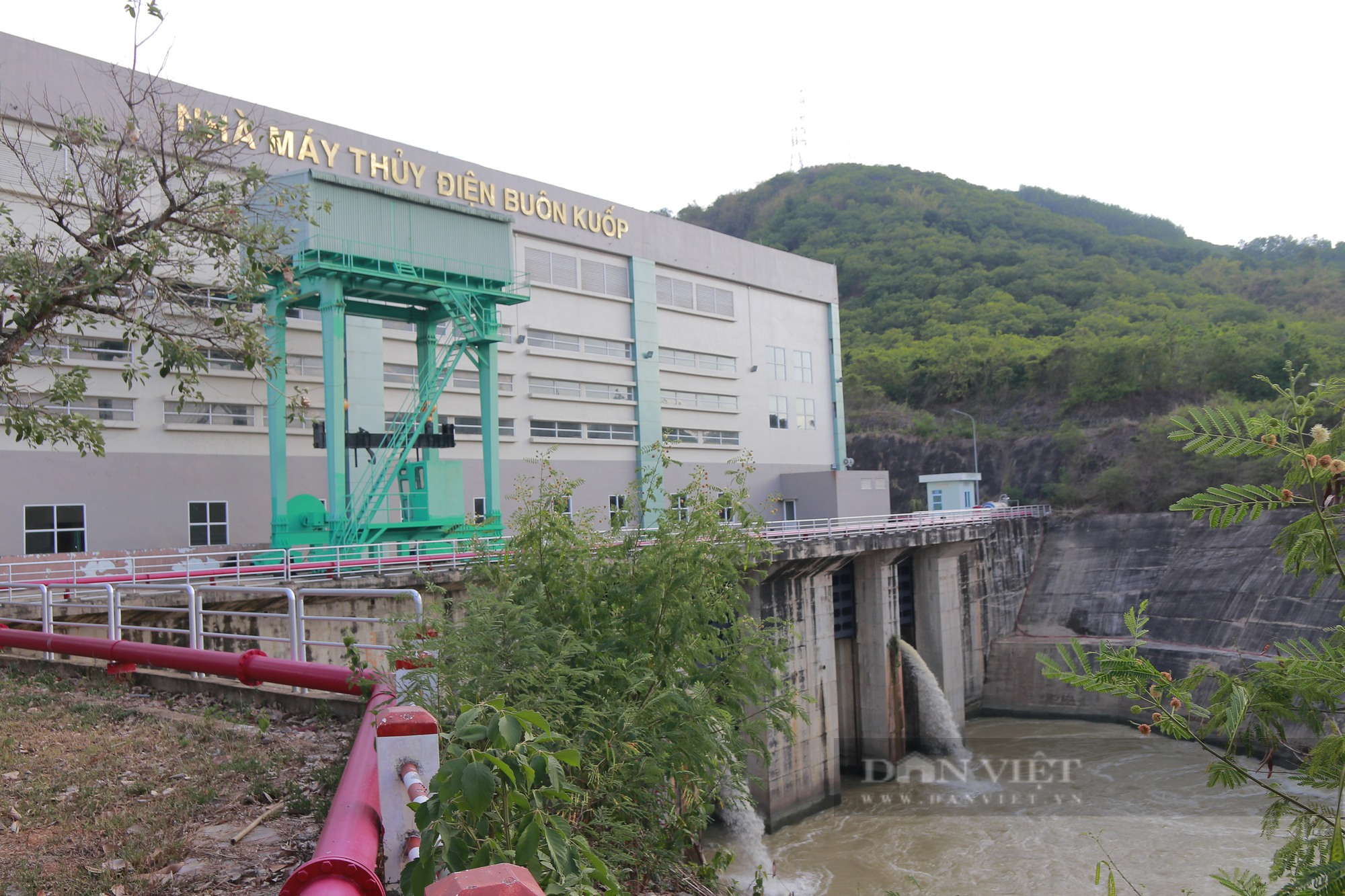 Công ty Thủy điện Buôn Kuốp đảm bảo sản lượng điện sản xuất và cấp nước hạ du mùa khô - Ảnh 1.