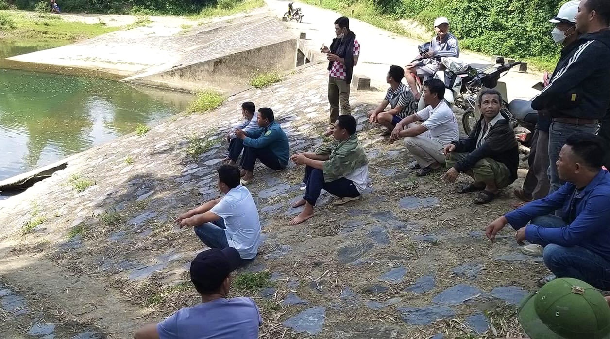Huy động hàng trăm người tìm kiếm quân nhân mất liên lạc ở Quảng Bình - Ảnh 1.