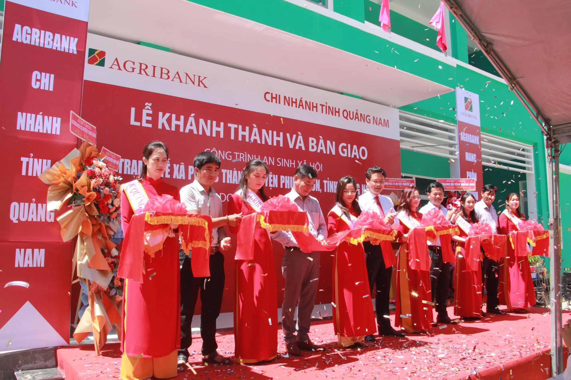 Quảng Nam: Khánh thành công trình trạm y tế xã Phước Thành - Phước Sơn do Agribank tài trợ - Ảnh 1.