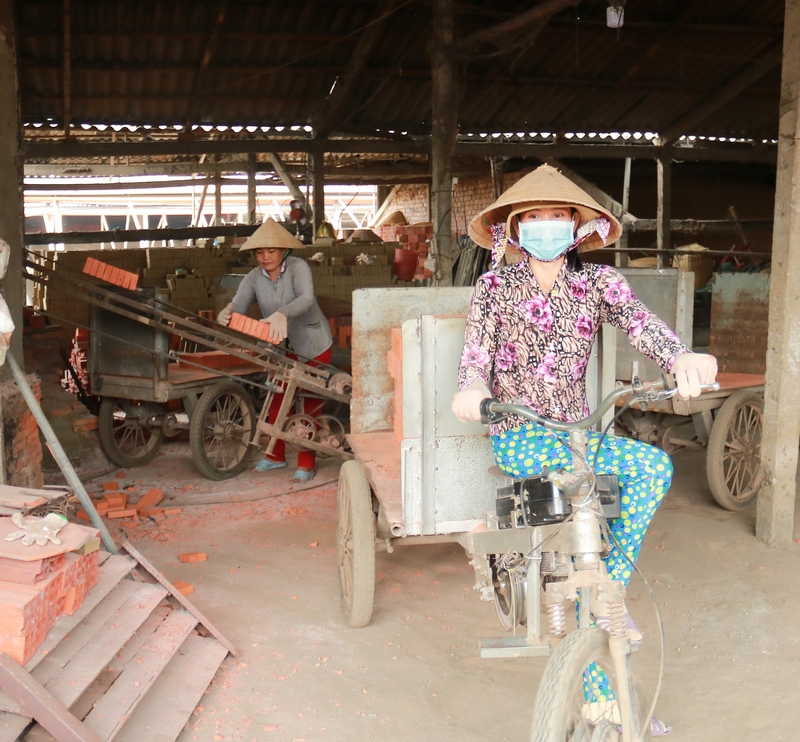 Nơi ví như &quot;Vương quốc&quot; đóng gạch rồi dùng vỏ trấu đốt lên &quot;nướng&quot;, 15 ngày sau mới thấy |chín&quot; - Ảnh 15.