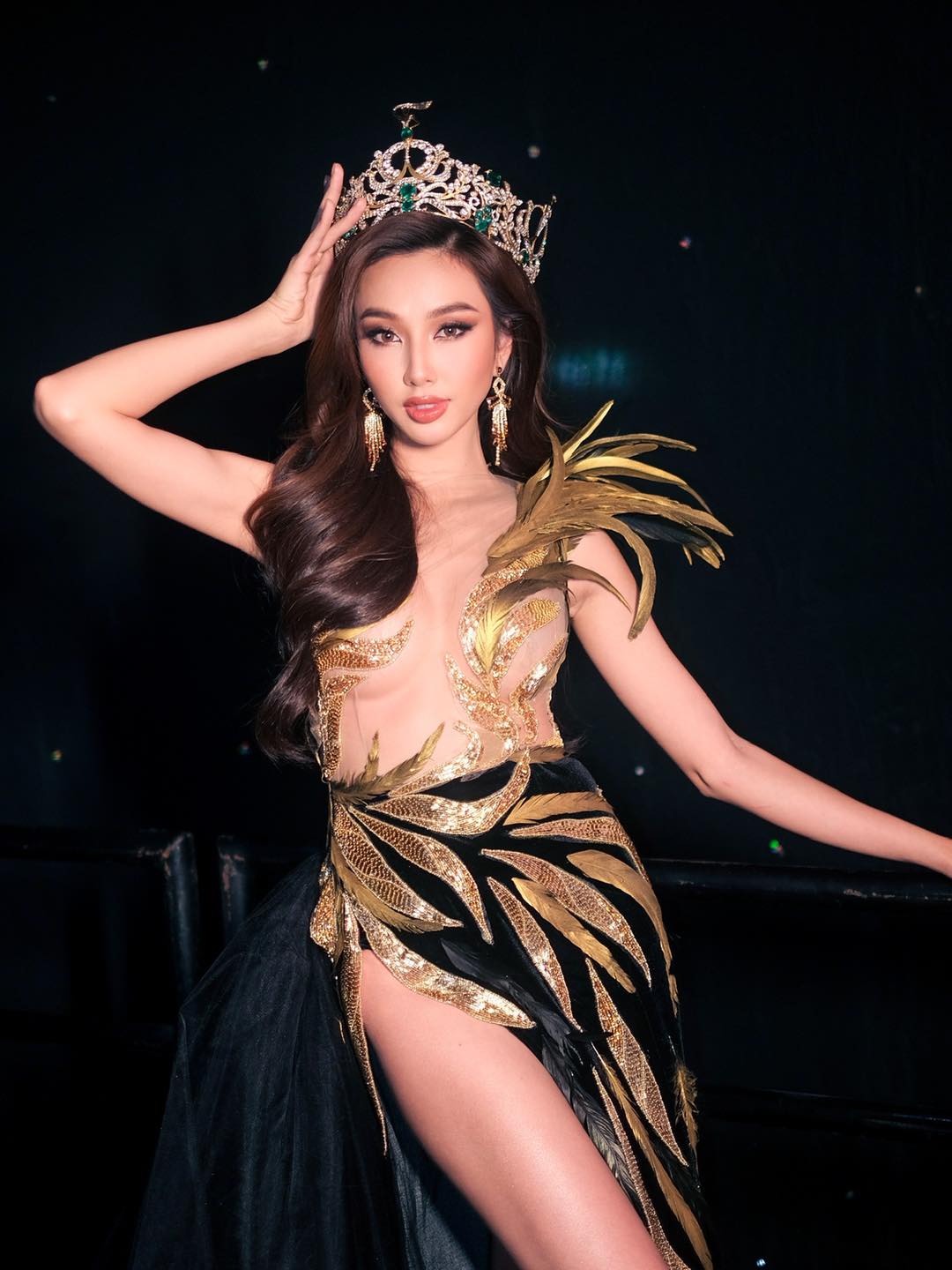 Miss Grand Vietnam 2022: Miss and 4 runner-ups have their own crowns, receive a 