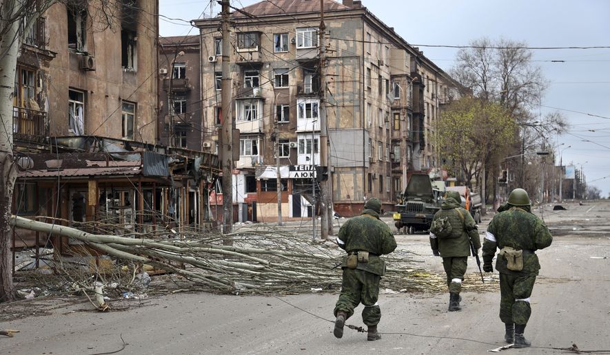 NÓNG: Ukraine phản công dữ dội khiến tuyến đường tiếp tế của Nga gặp nguy hiểm - Ảnh 1.