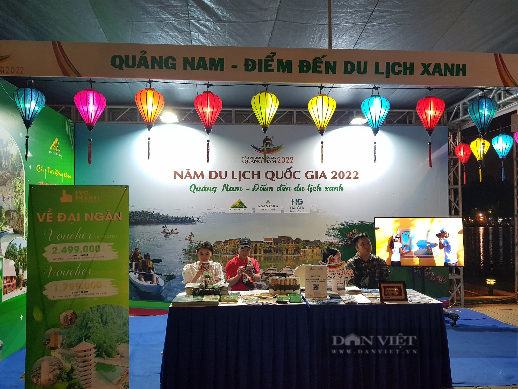 Lễ hội “Hà Nội – Đến để yêu” hấp dẫn hàng vạn du khách dịp SEA Games 31 - Ảnh 2.