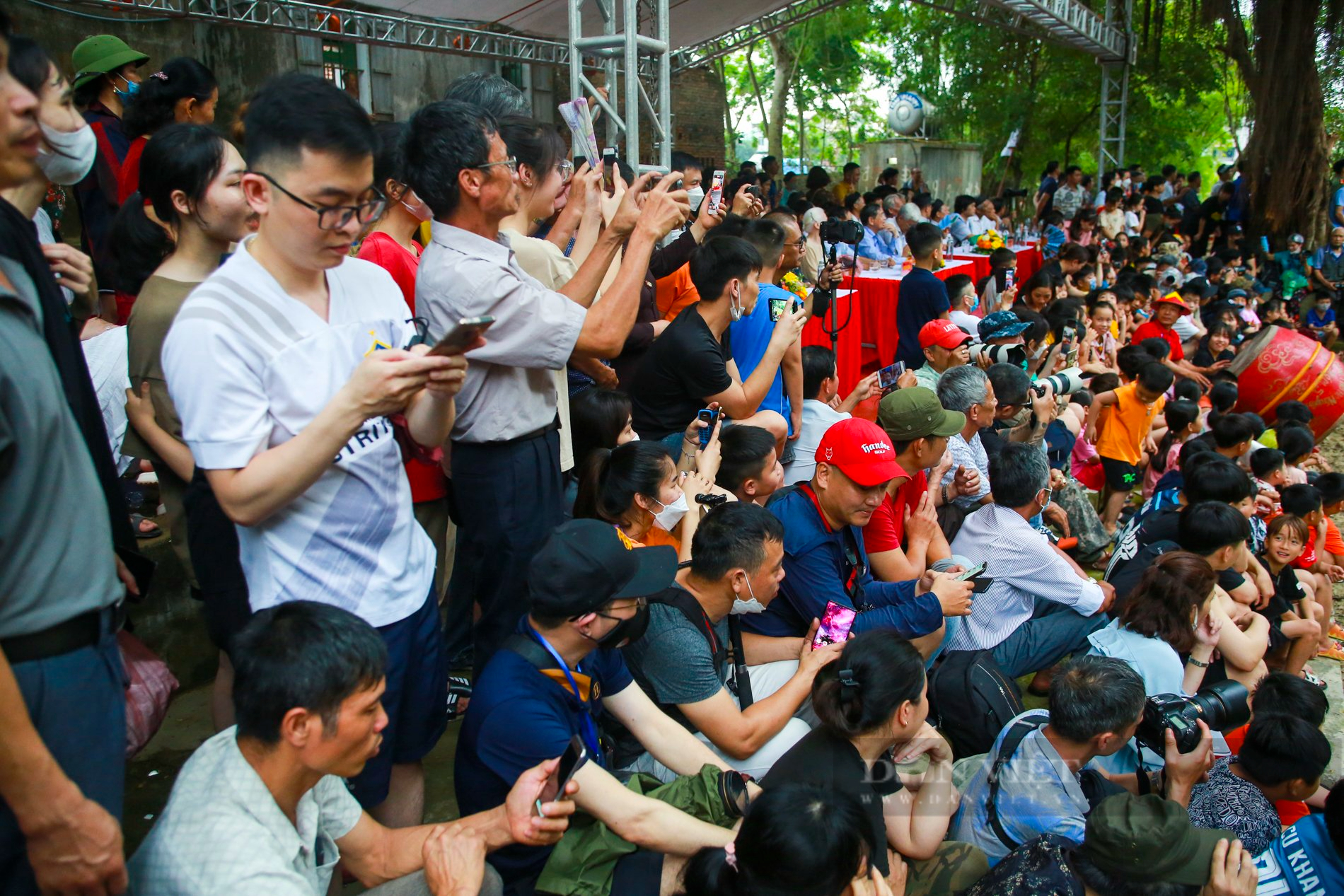 Độc đáo lễ hội vật cầu nước làng Vân &quot;độc nhất vô nhị&quot; ở Bắc Giang - Ảnh 11.