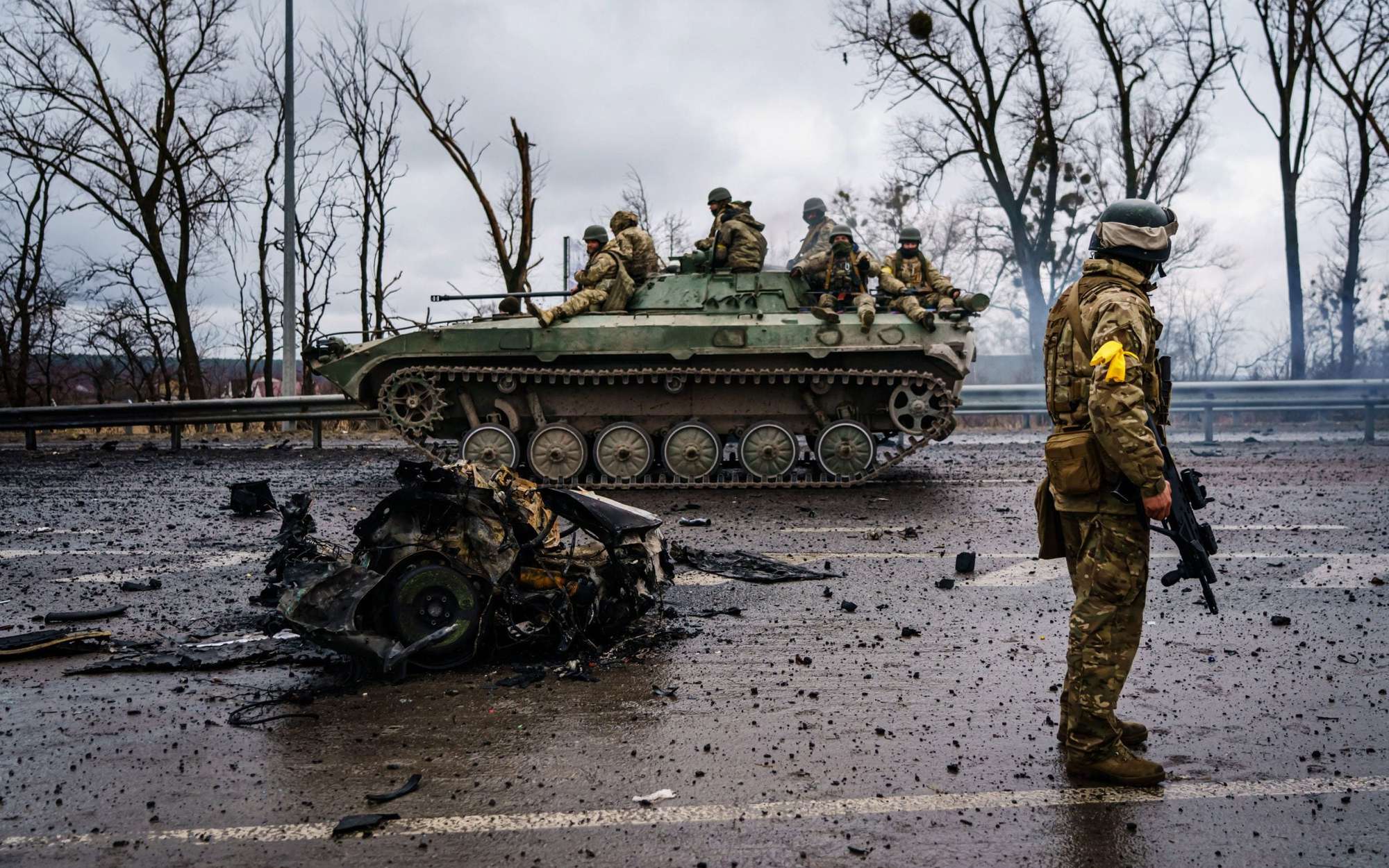 Trận chiến ác liệt ở Donbass: Các chỉ huy Nga chấp nhận rủi ro vì áp lực ngày càng tăng - Ảnh 1.