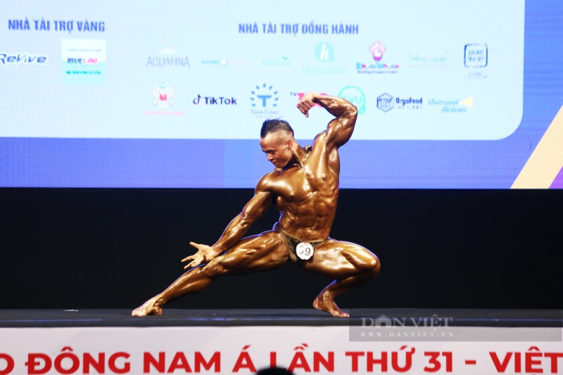 Mãn nhãn cơ bắp cuồn cuộn của VĐV Trần Hoàng Duy Thuận đoạt huy chương vàng thể hình SEA Games 31 - Ảnh 7.
