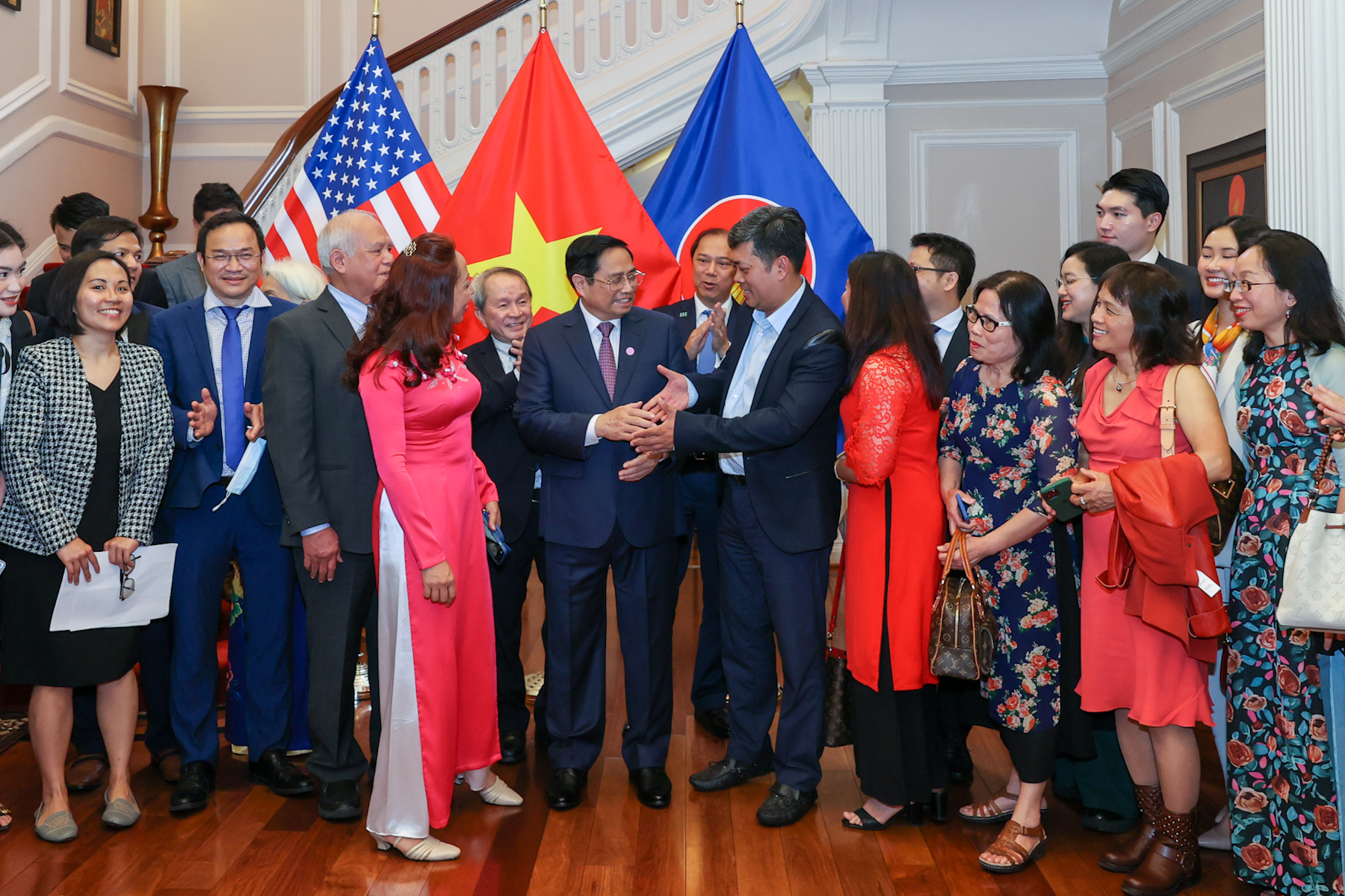 Thủ tướng tiếp Việt kiều: Đề nghị công nhận cộng đồng người Việt Nam tại Hoa Kỳ là dân tộc thiểu số - Ảnh 1.