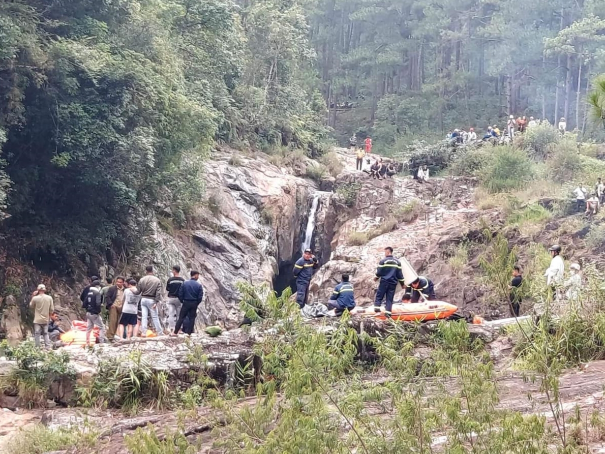 Nhóm 12 người đi cắm trại, một người bị đuối nước tử vong tại khu vực thủy điện Ankoret - Ảnh 1.
