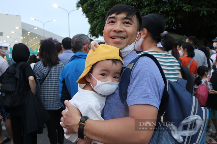 Cung thể thao dưới nước quá tải, người hâm mộ tiếc nuối khi không được xem bơi lội SEA Games 31 - Ảnh 6.