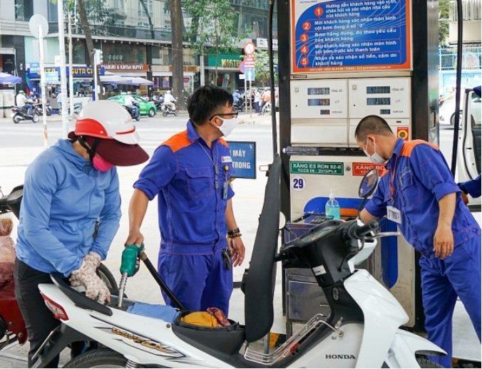 Petrol price today May 15: Oil still has a week of increase, domestic gasoline will increase further?  - Photo 2.
