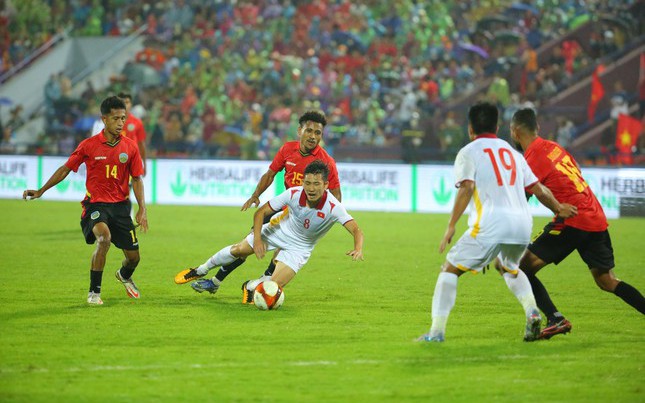 Indonesian fans “tricked” Vietnam U23 to be eliminated in the semi-finals