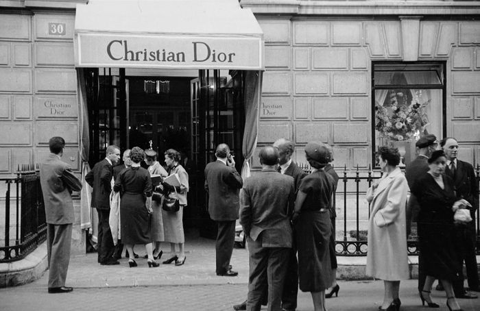 Dior - Từ biểu tượng thu nhỏ của thời trang Pháp đến siêu thương hiệu toàn cầu - Ảnh 3.