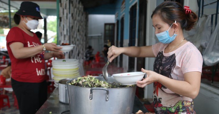 Hoi An cuisine, snail shop sells 600kg daily and earns nearly 50 million VND