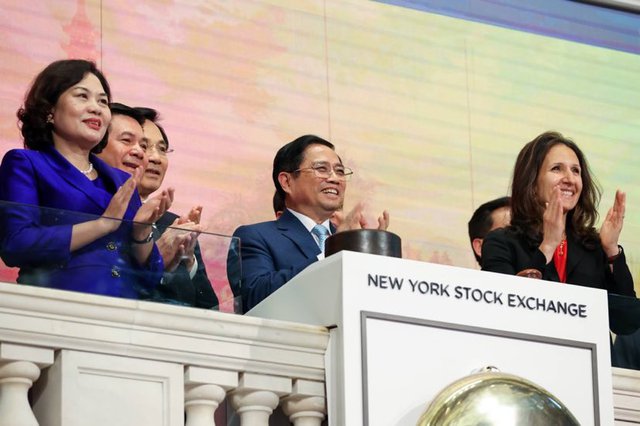 Thủ tướng thăm NYSE, chứng kiến trao đổi văn bản hợp tác hỗ trợ Việt Nam nâng hạng thị trường - Ảnh 5.