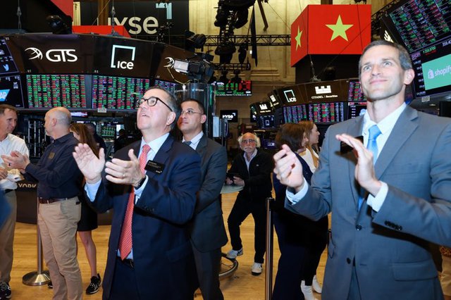 Thủ tướng thăm NYSE, chứng kiến trao đổi văn bản hợp tác hỗ trợ Việt Nam nâng hạng thị trường - Ảnh 6.