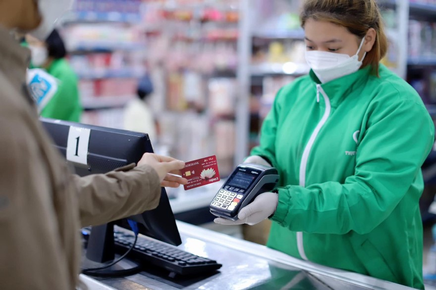 Mở thẻ miễn phí – Chi tiêu hoàn tiền cùng thẻ tín dụng nội địa Lộc Việt của Agribank - Ảnh 1.